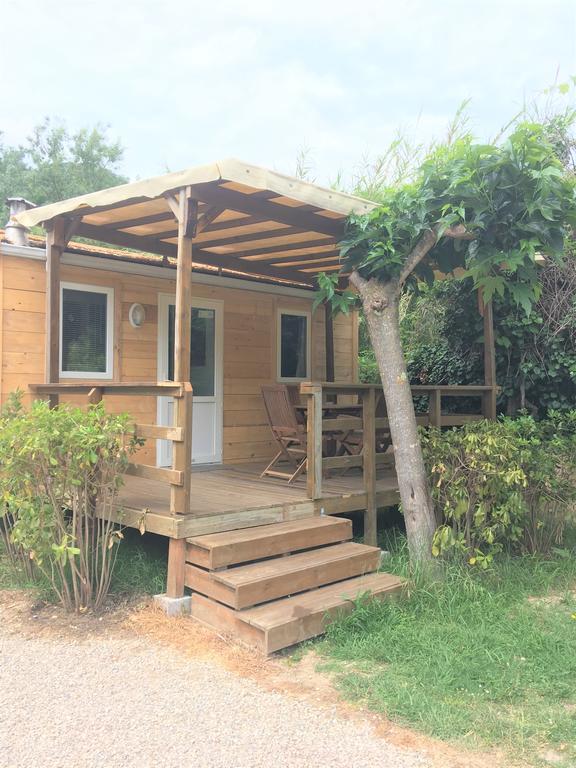 Campsite Le Parc Des Monges Auribeau-sur-Siagne