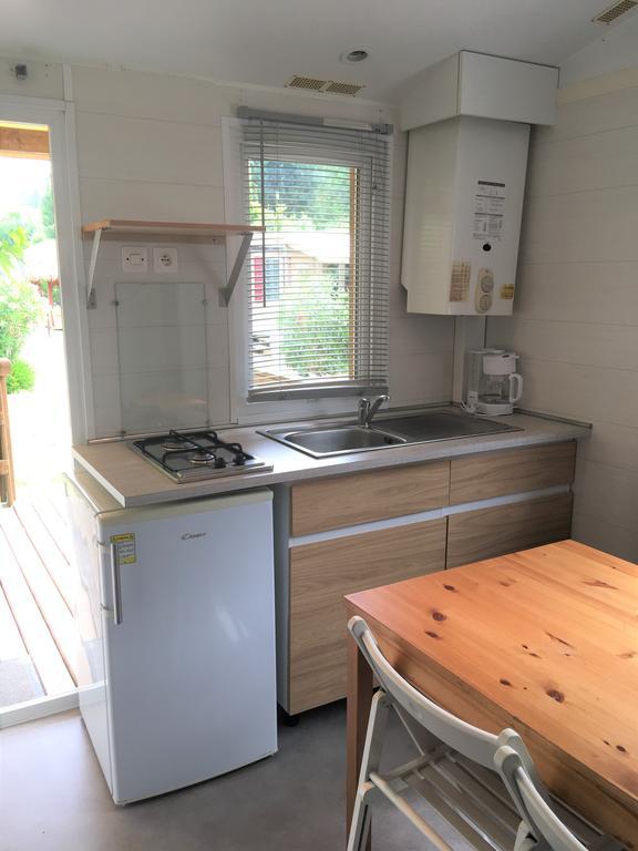 Le Parc Des Monges Campsite Auribeau-sur-Siagne